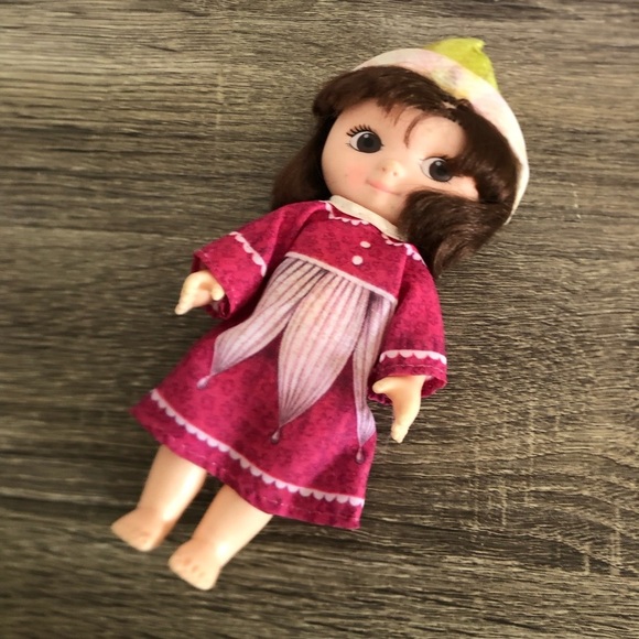 Vintage 1980s Victoria Plum Doll - Picture 3 of 13